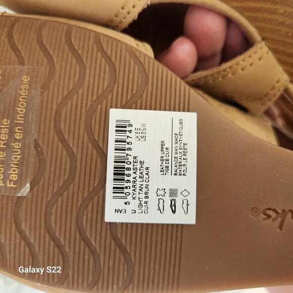Clarks Kyarra Aster Wedge Sandals. Leather. NIB. Size 8.5 Wide - Picture 6 of 10